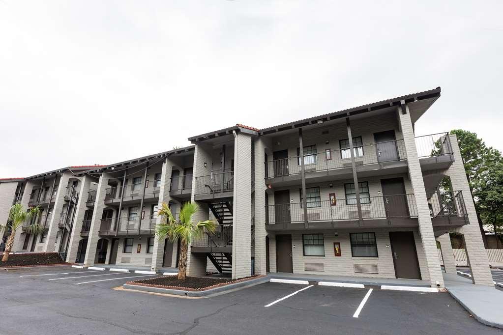 Bhagat Hotels Stone Mountain Atlanta BW Signature Collection Tucker Exterior foto
