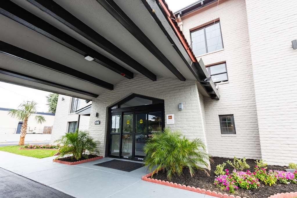 Bhagat Hotels Stone Mountain Atlanta BW Signature Collection Tucker Exterior foto